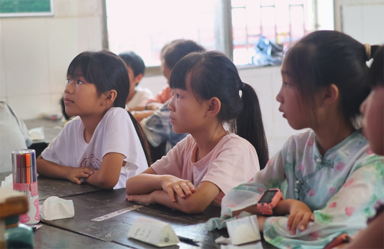 南京財經大學公共管理學院：探索生命奧秘，擁抱成長真諦——生命科學雙維度課堂