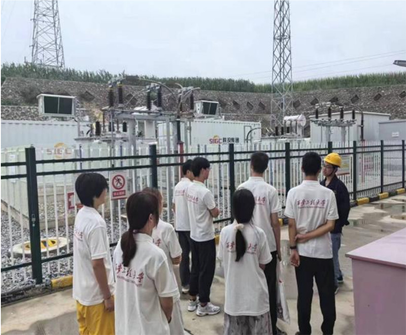 “點亮未來，電亮夢想”暑期社會實踐團隊赴永壽利民風電場參觀學習