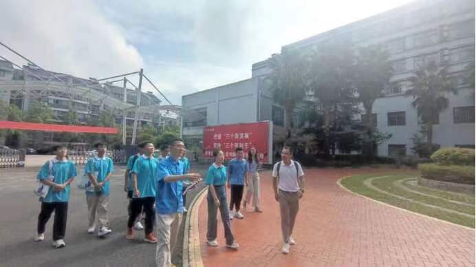 蘭理工學子三下鄉：共赴航天一線，探索科技強國路